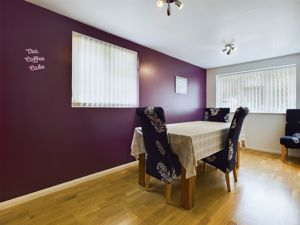 Dining Room- click for photo gallery